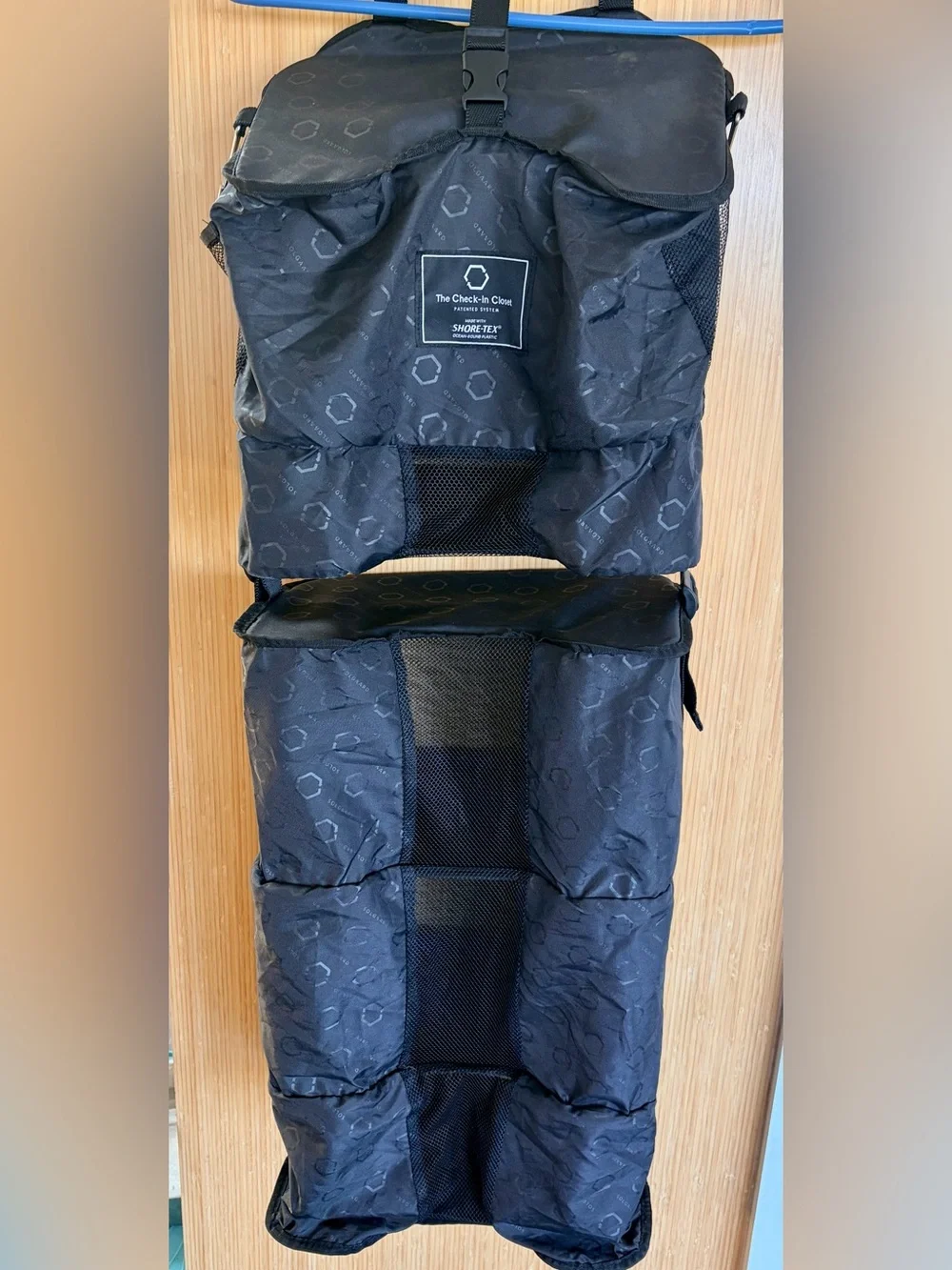 Easy-pack, Efficient Travel Closet